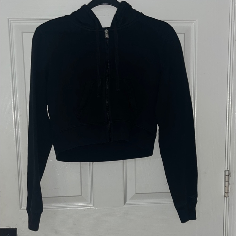 Hollister Black Cropped Fitted Long Sleeve Hoodie
